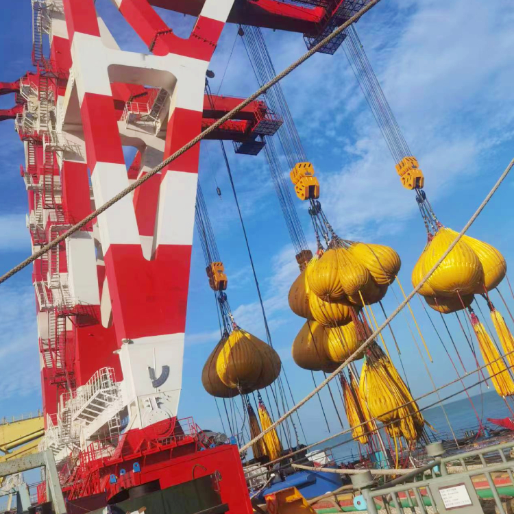 100噸電子稱重拉力計(jì)、標(biāo)準(zhǔn)測力儀、100t便攜式數(shù)顯表